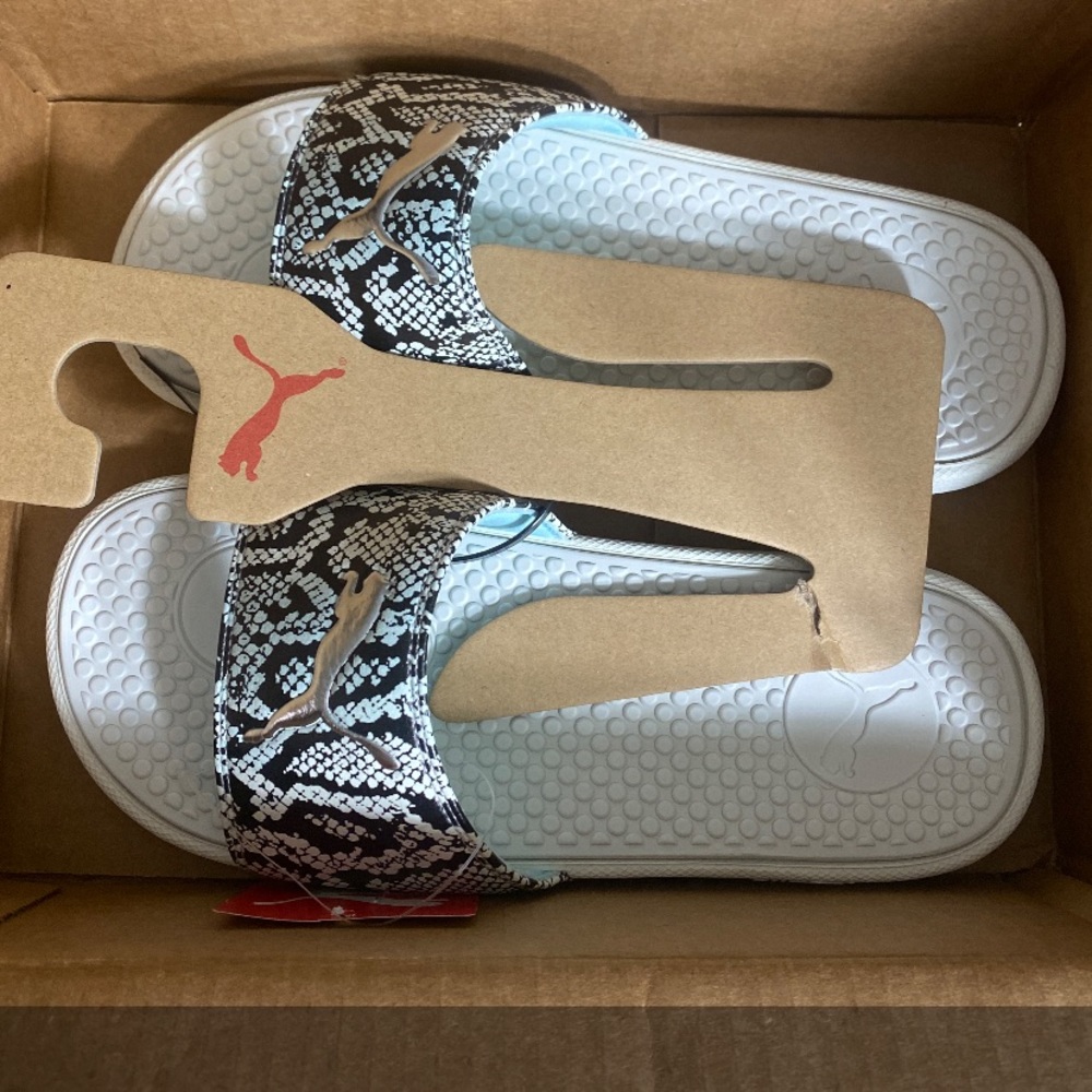 Puma sandals size 8